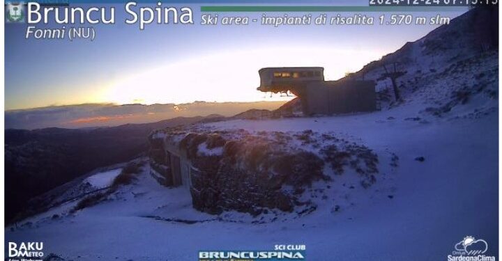 Natale con la neve in Sardegna: paesaggi fiabeschi nel cuore dell’isola