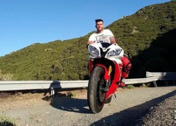 Tragedia a Campu Omu, il cagliaritano Matteo Demuro muore a 34 anni dopo un volo di cinque metri
