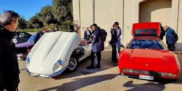 Cagliari, auto d’epoca da sogno per “Ruote nella storia”