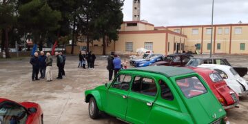 Assemini, con le auto d’epoca per regalare sorriso e speranza ai bambini delle case famiglia