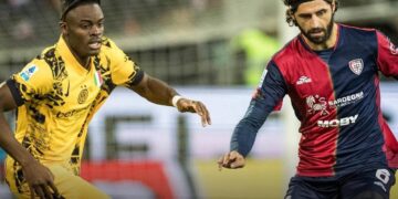 Cagliari-Inter 0-3, esce Mina e i rossoblù si sfaldano: per Nicola è la quarta sconfitta consecutiva