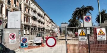La nuova via Roma a Cagliari, così piatta e poco originale, così poco monumentale: un progetto invasivo e fuori luogo