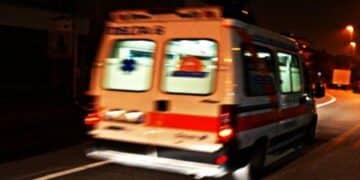 Serrenti, incidente nella notte: perde il controllo dell’auto e travolge un operaio dell’Anas