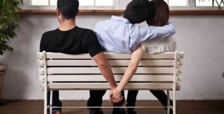 Sardegna infedele, Cagliari e Sassari in cerca di avventure fra le città più trasgressive d’Italia