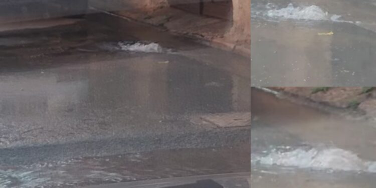 Nuova perdita idrica a Capoterra, in via Sicilia una fontana sgorga dal sottosuolo