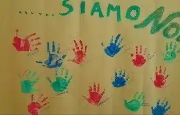 Cagliari, la sezione infanzia della scuola Fermi chiude: i bimbi verranno trasferiti a Montemixi ma le mamme non ci stanno