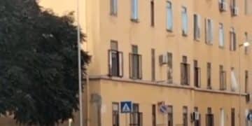 Cagliari: nel quartiere di Is Mirrionis lampioni accesi h 24 da settembre, l’indignazione di una residente: “Spreco assurdo”