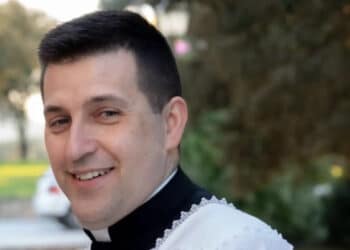 Villacidro, addio a Don Roberto Lai, 46 anni, amato parroco di tante comunità