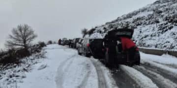 Cime innevate e prese d’assalto da decine di turisti: il  centro Sardegna è la meta prediletta di oggi