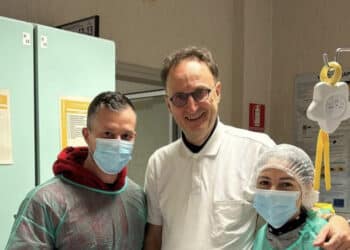 Trapianto straordinario fra due neonati: bimbo di 5 mesi salva una bambina di 8