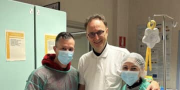 Trapianto straordinario fra due neonati: bimbo di 5 mesi salva una bambina di 8