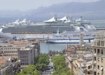 È boom di crocieristi nei porti della Sardegna: 700mila nel 2024, 57% in più in un anno