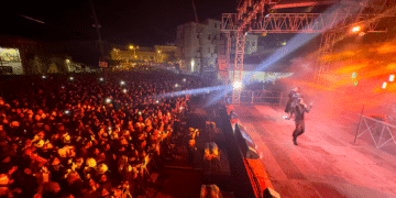 Castelsardo, oltre 10 mila persone hanno festeggiato il Capodanno con Irama ed Elodie