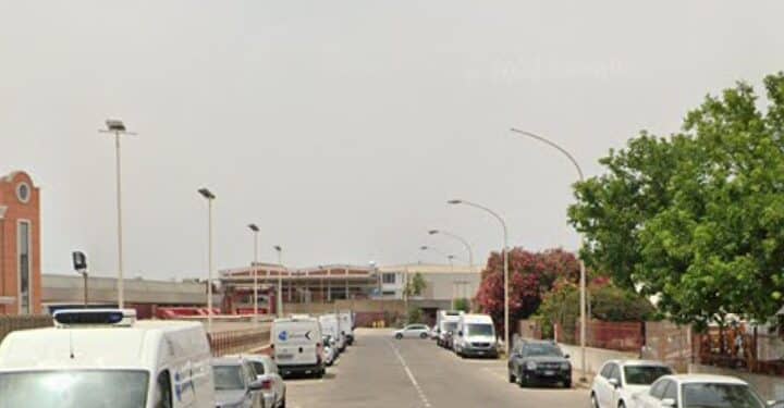 Elmas, paura tra i commercianti di via della Tecnica: il buio favorisce i malintenzionati