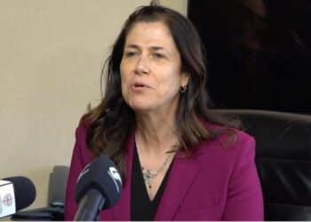 Alessandra Todde non molla e va avanti: “Io legittimata a proseguire, non ci sono atti definitivi”