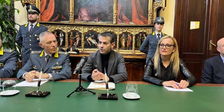 Cagliari, tolleranza zero con chi non paga le tasse: patto fra Comune e Finanza contro gli evasori