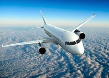 Dalla Sardegna in Italia e in Europa con i biglietti aerei rimborsati al 25%: ecco come funziona lo sconto