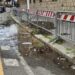 Al Cep situazione da terzo mondo: un fiume d’acqua da mesi, transenne da un anno, cittadini barricati e disperati