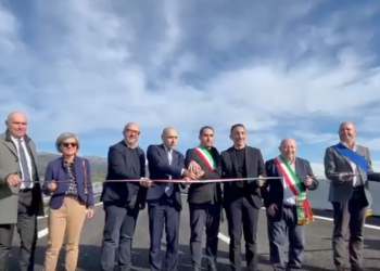 Completata e riaperta la nuova strada Sassari-Olbia, svolta storica per la viabilità sarda dopo tanti anni di lavori