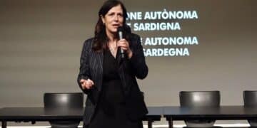 Alessandra Todde, gli auguri al sardi per il 2025: “Soltanto uniti potremo vincere le sfide sulla sanità e contro chi vede la Sardegna solo per affari”