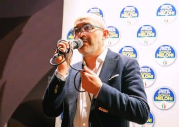 Todde in bilico, Paolo Truzzu attacca la governatrice: “La legislatura della decadenza, i sardi come possono fidarsi?”.