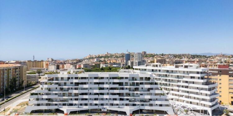 Cagliari, due nuovi palazzoni multipiano in via Biasi tra il parco e le scuole, cemento da 4mila metri quadri: il Comune verso il sì