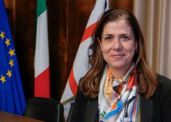 Rinnovabili, Todde attacca il governo Meloni: “Hanno impugnato la legge aree idonee senza neanche convocarmi, ignorato lo Statuto sardo”