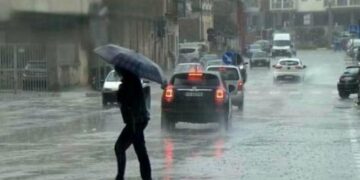 Doppio ciclone in arrivo sulla Sardegna, scatta l’allerta: temperature a picco, temporali e piogge torrenziali