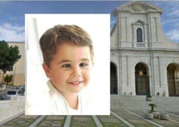 Addio a Leonardo, il piccolo di 6 anni deceduto a causa di un male incurabile: oggi l’ultimo saluto nella Basilica di Bonaria
