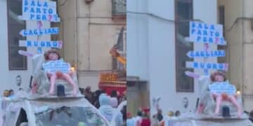 Il punto nascita assente diventa un carro allegorico: a Lanusei la protesta in formato Carnevale