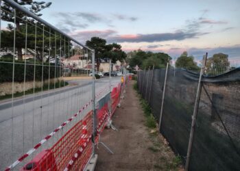 La strada di Poggio dei Pini messa in sicurezza per automobilisti e pedoni