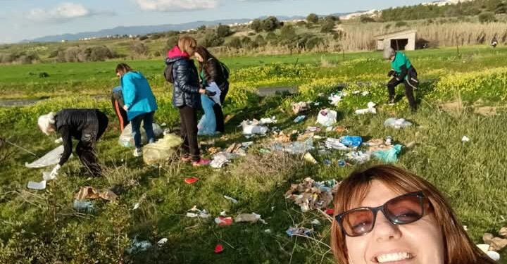Settimo San Pietro, i volontari dell’ambiente raccolgono sacchi colmi di rifiuti