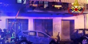 Assemini, allarme sicurezza dopo le ultime due automobili a fuoco nel cuore della notte: “Non si può continuare così”