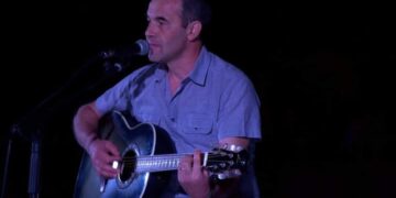 Nurallao: dal volontariato al lavoro sulle ambulanze, passando per l’amore per la musica e la poesia