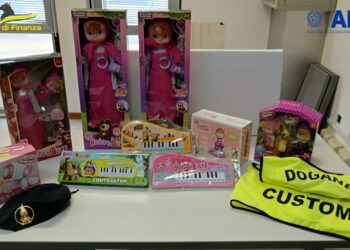Cagliari, oltre mille giocattoli contraffatti sequestrati al Porto Canale
