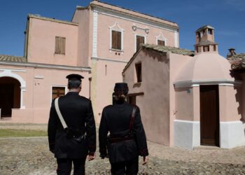 Rende la vita impossibile alla sua ex compagna: operaio 38enne arrestato a Carbonia