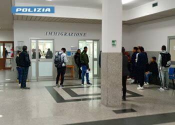 Reati contro il patrimonio a Oristano, senegalese rimpatriato dalla polizia