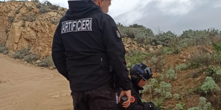 Due bombe carta in casa a Dolianova, 50enne in arresto