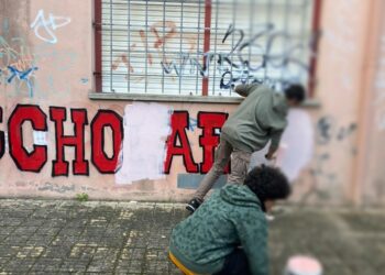 Cagliari, emergenza nelle scuole: “Atti di violenza e vandalismo nei licei di un gruppo di estrema destra vicino a Casapound”