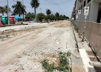 Via Roma, trovati reperti archeologici ma il comune annuncia: “I lavori non si fermano”