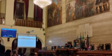 Cagliari dice no al mega parco eolico sul mare: il Consiglio Comunale boccia il progetto