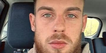 Sistema casa prima delle nozze, crolla il balcone: muore un 23enne