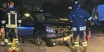 Incidente stradale ad Olbia, due auto si scontrano: ferito un uomo