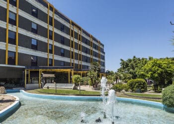 “Impossibile prenotare al telefono alla Korian di Quartu: eppure è una clinica convenzionata che incassa soldi pubblici”