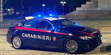 La spiaggia di Porto Pino non è solo per turisti: sbarcati 14 migranti algerini, soccorsi dai carabinieri