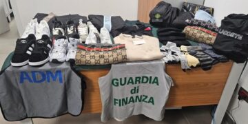 Merce contraffatta nei bagagli dei viaggiatori, sequestri all’aeroporto di Alghero