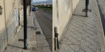 Quartucciu, marciapiede vietato per carrozzine e passeggini e per i pedoni: il paradosso dei pali della luce in mezzo