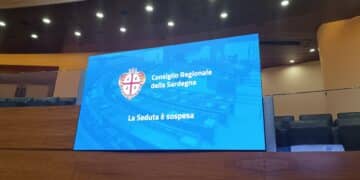 Volano stracci sulla sanità in Consiglio regionale: “Con il commissariamento delle asl danno erariale che pagheranno i sardi”