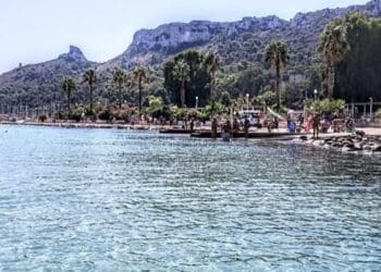 Le spiagge più belle escludono quelle italiane dalla top ten, ma la Sardegna si conferma come una delle mete predilette