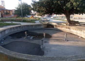 Fontane dismesse a Sinnai: “Vi si coltivino almeno i fiori”